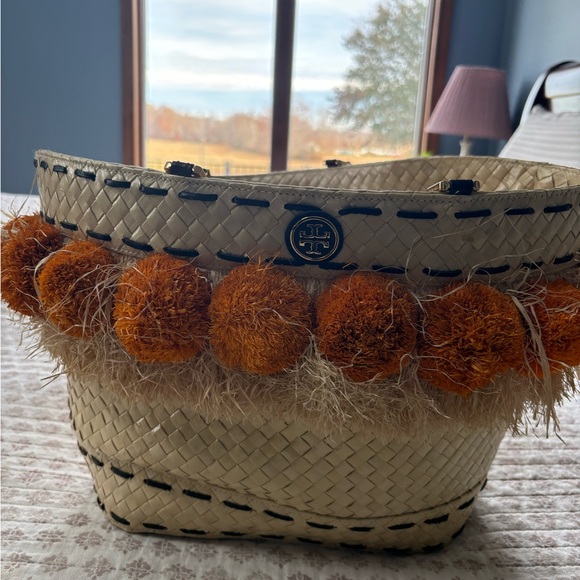 Tory Burch Tan and Orange Woven Tote Bag - Picture 3 of 5